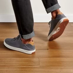 OluKai Lae‘ahi Lī ‘Ili - Charcoal -Shoe Style Sales 10455 2626 102 M Lae ahiLi Ili ChrChr Web Opt