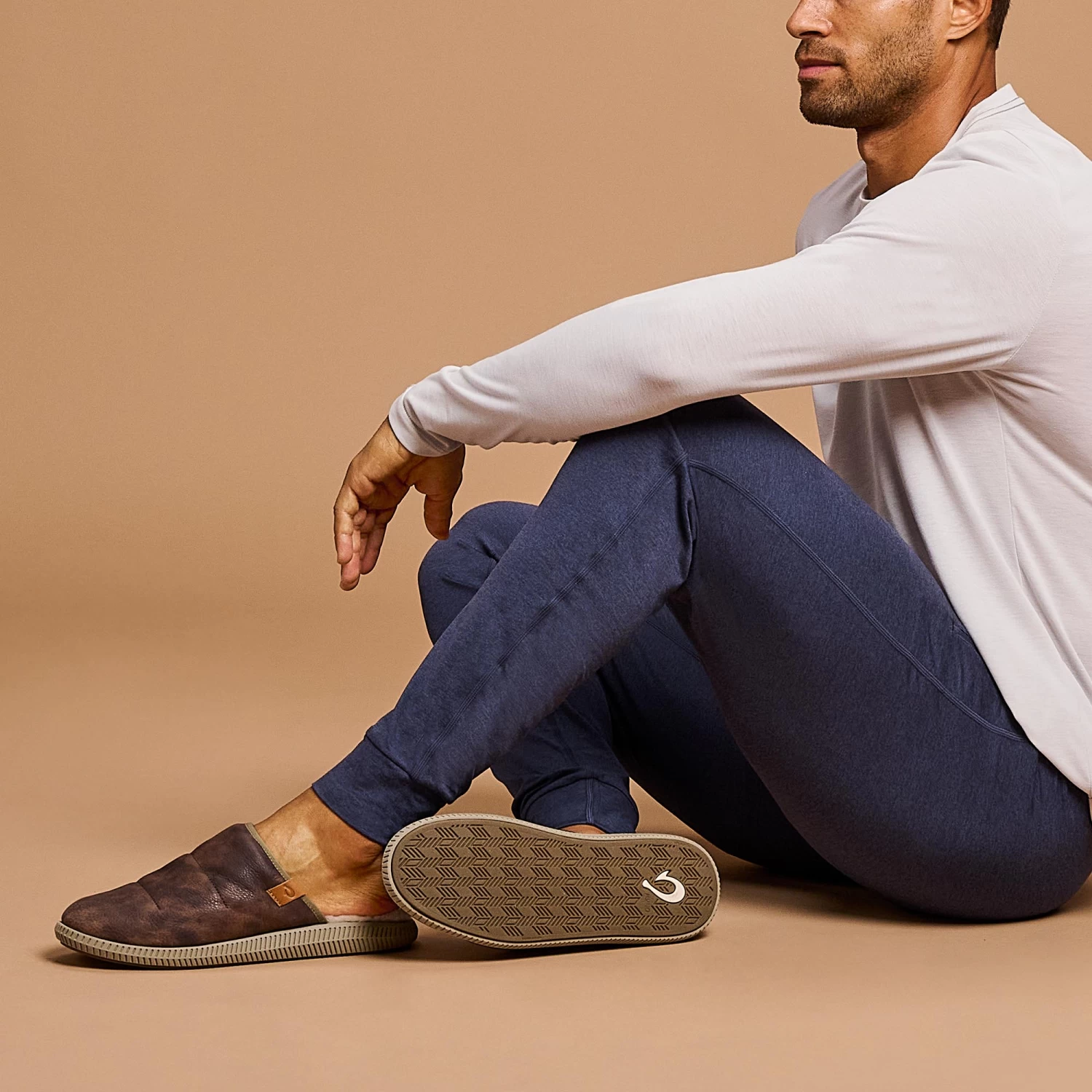 OluKai Mua 'Ili - Dark Wood / Silt 10 OluKai Mua 'Ili - Dark Wood / Silt - Image 8