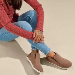 OluKai Hawai‘iloa Manu Hope - Taupe Grey / Off White -Shoe Style Sales 20397 TG18 102 W HAWAI ILOAMANUHOPE TaupeGreyOffWhite