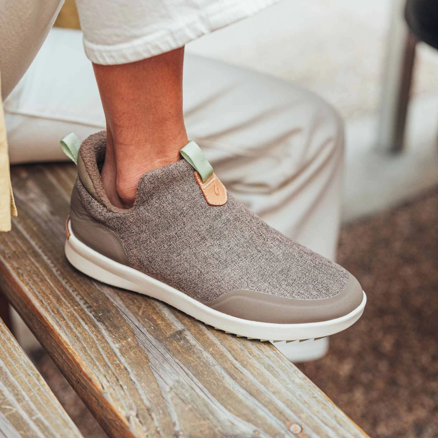 OluKai Lipoa - Tan / Bone 4 OluKai Lipoa - Tan / Bone - Image 2