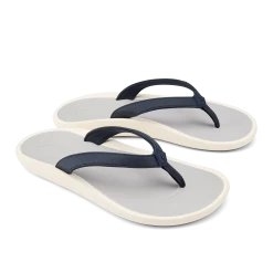 OluKai Pī‘oe - Trench Blue / Mist Grey 10 OluKai Pī‘oe - Trench Blue / Mist Grey -Shoe Style Sales 20443 DEDW 003 W Pioe TbluMgrey