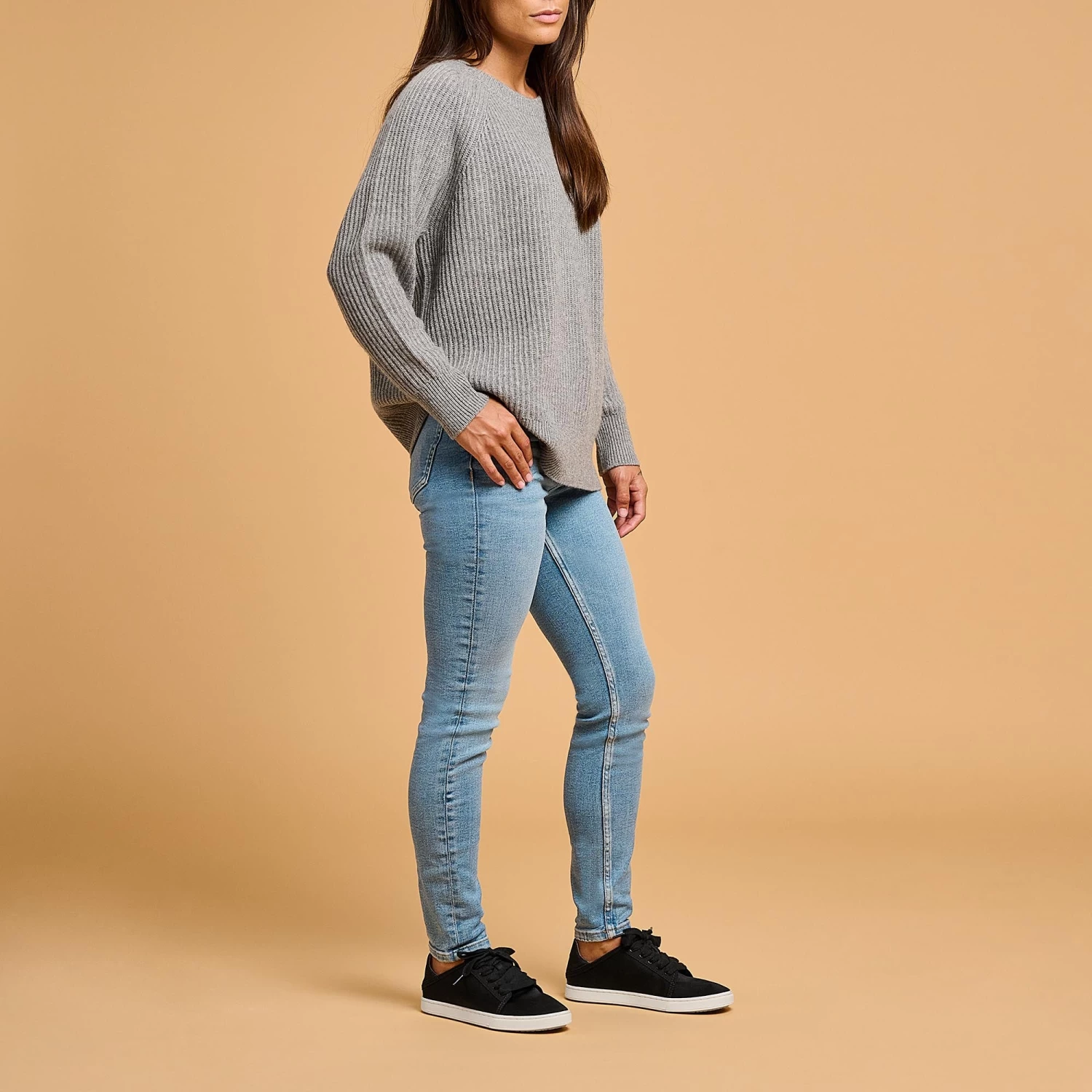 OluKai Pehuea Lī Lānui - Black 8 OluKai Pehuea Lī Lānui - Black - Image 6