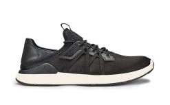 OluKai Mio Li In Black Shoes