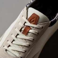 OluKai Pūnini - Off White / Aloha -Shoe Style Sales Punini Pili OffWht 2